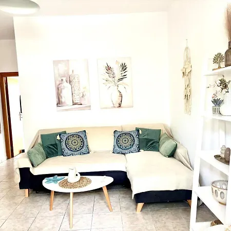 Daire Andreana's Place Rhodes